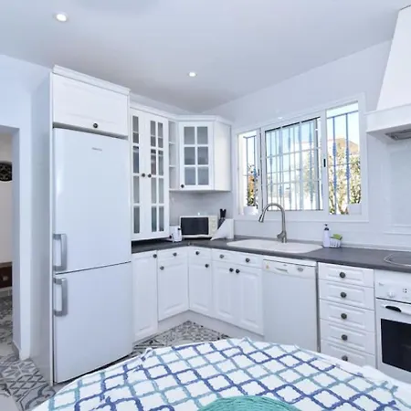 Villa Buganvillas, Relax Con Piscina Privada A Pocos Minutos De La Barrosa Y Santi Petri Chiclana de la Frontera