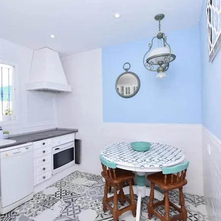 Villa Buganvillas, Relax Con Piscina Privada A Pocos Minutos De La Barrosa Y Santi Petri
